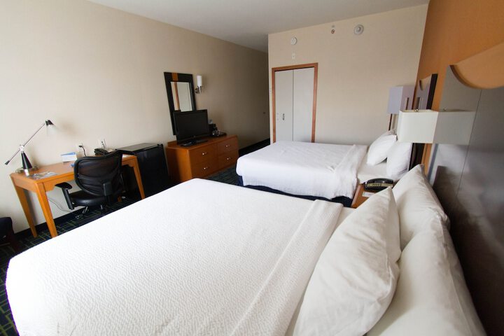 Room 40 of 69
