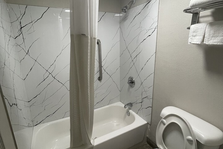 Room 45 of 62