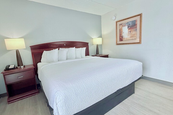Baymont by Wyndham Michigan City