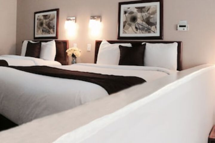 Room 4 of 23