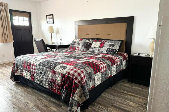 Riverwood Resort on the Gunnison