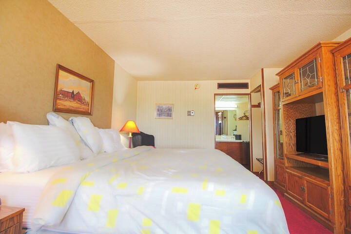 Room 49 of 65
