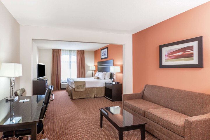 Room 15 of 19