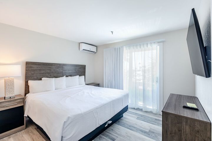 Room 46 of 82