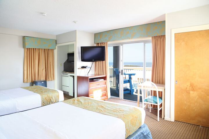 Room 15 of 49