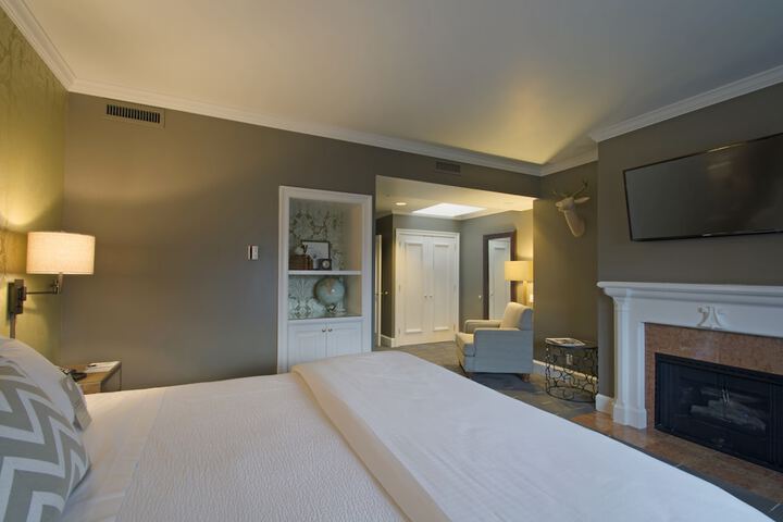 Room 16 of 68