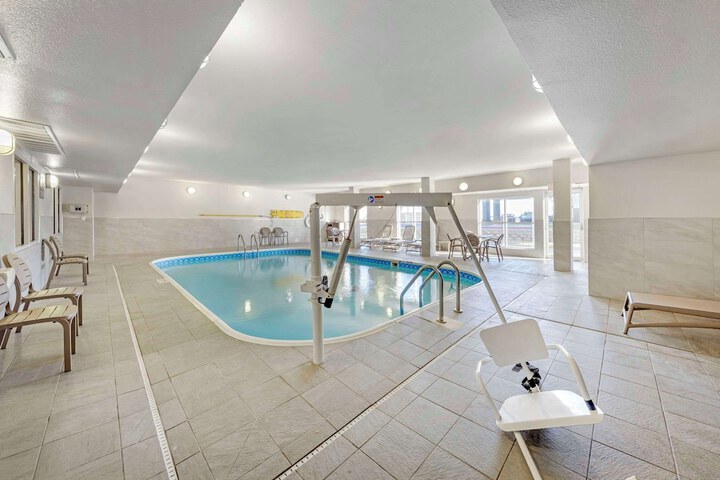 Pool 8 of 40