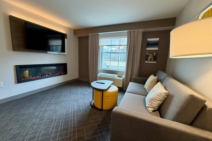 Comfort Inn & Suites Sturbridge - Brimfield