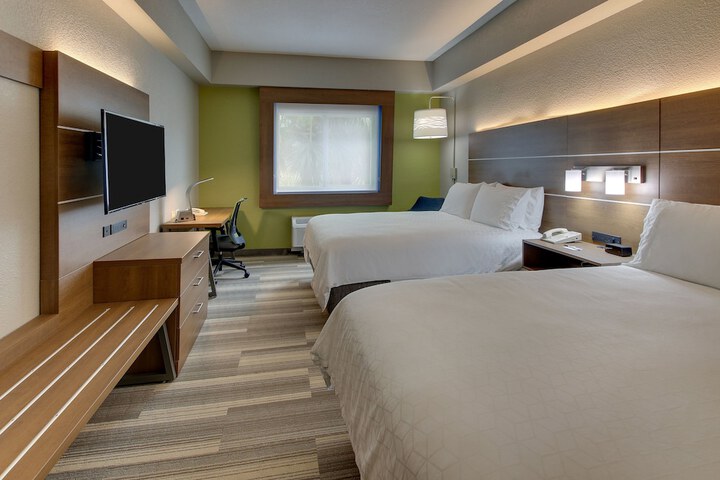 Room 43 of 94