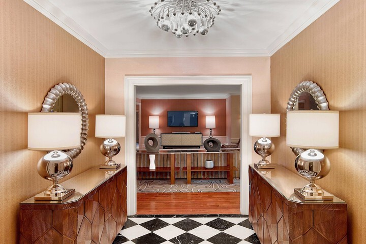 Room 41 of 86