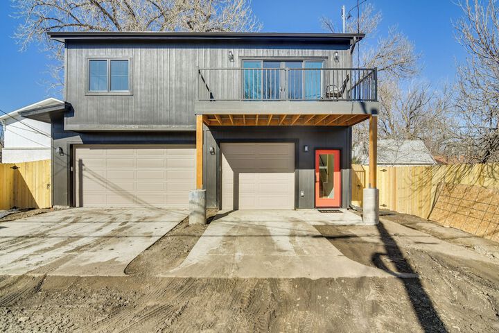 Modern Erie Home - Walk to Downtown!