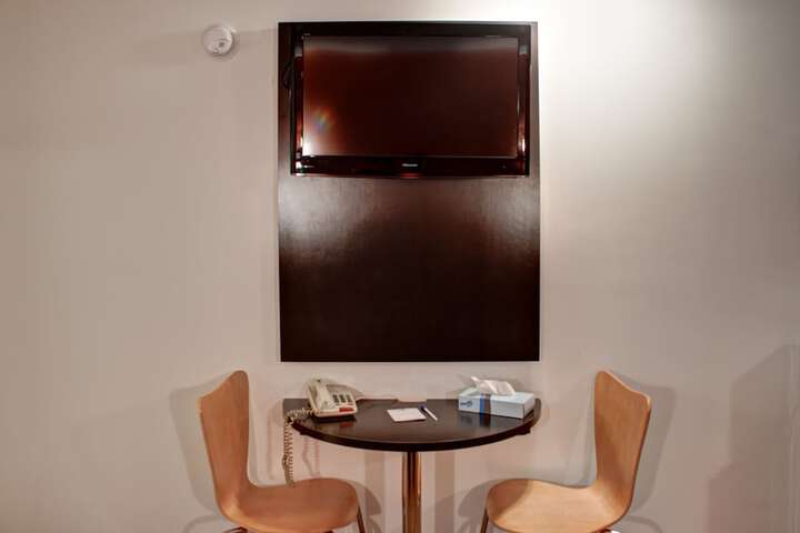 Americas Best Value Inn Heath Newark