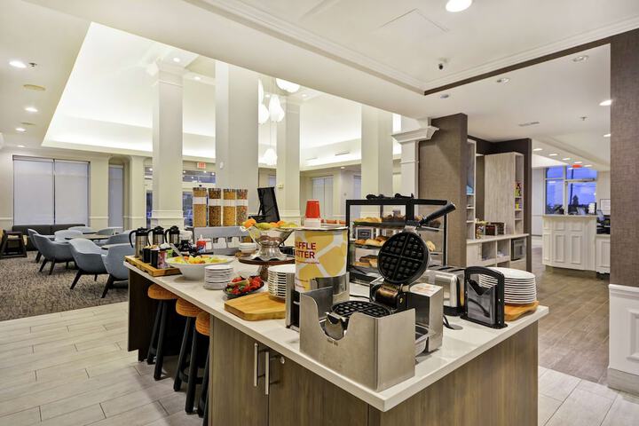 Breakfast/Coffee Service 39 of 48
