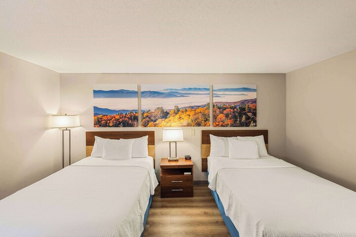 Room 3 of 17