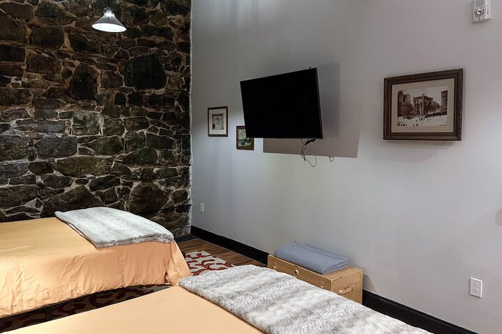 Room 53 of 120