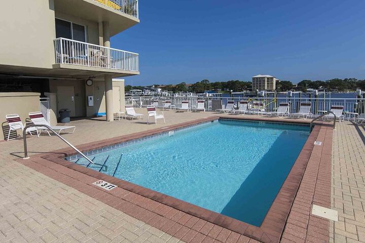 Pool 5 of 27