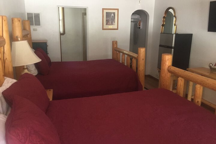 Room 23 of 105