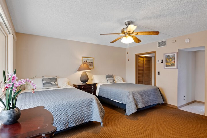 Room 49 of 118