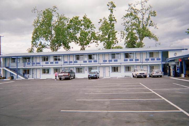 Hotel 1 of 16