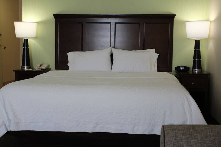 Room 21 of 35