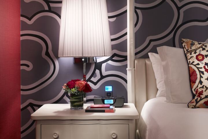 Room 17 of 60