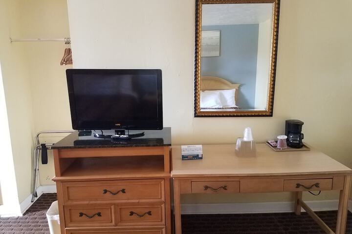 Room 7 of 15