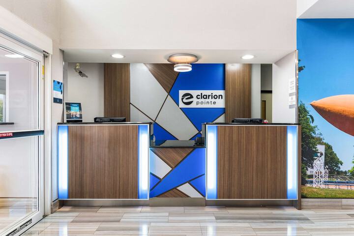 Clarion Pointe Madison Huntsville