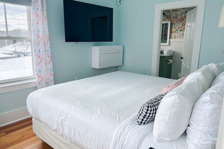 Ocean House Hotel & Motel