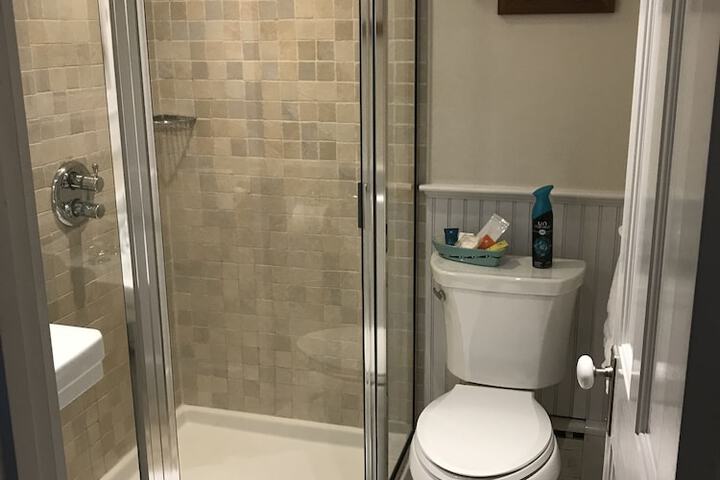 Room 42 of 63
