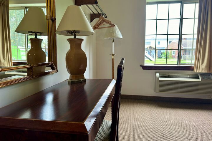 Room 44 of 57