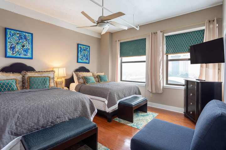 The Giacomo Niagara Falls NY an Ascend Collection Hotel