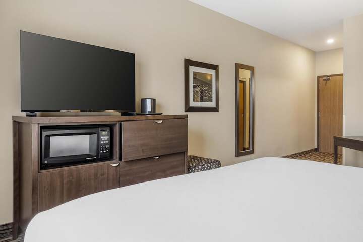 Best Western Plus Bridgewater Hotel & Convention Centre