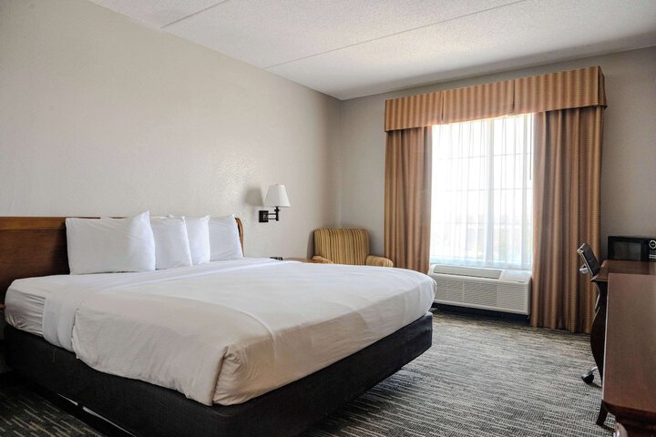 Room 11 of 46