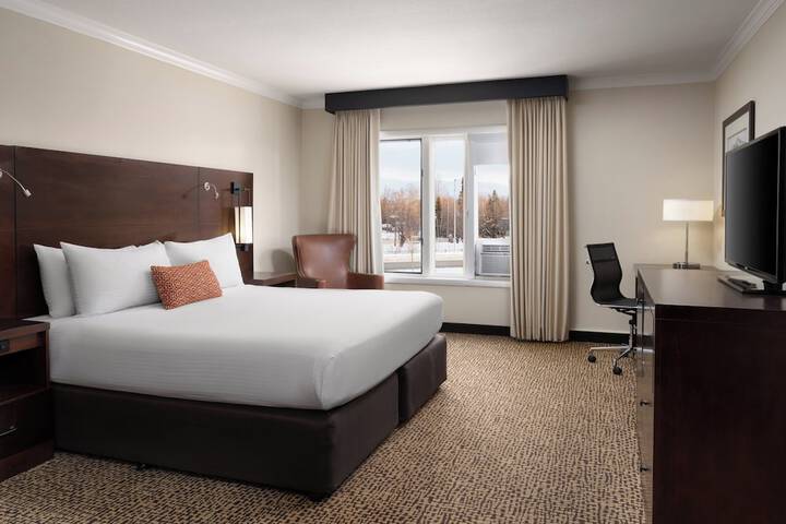 Room 10 of 74