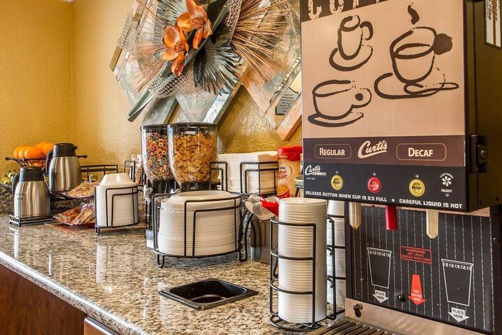 Breakfast/Coffee Service 53 of 59