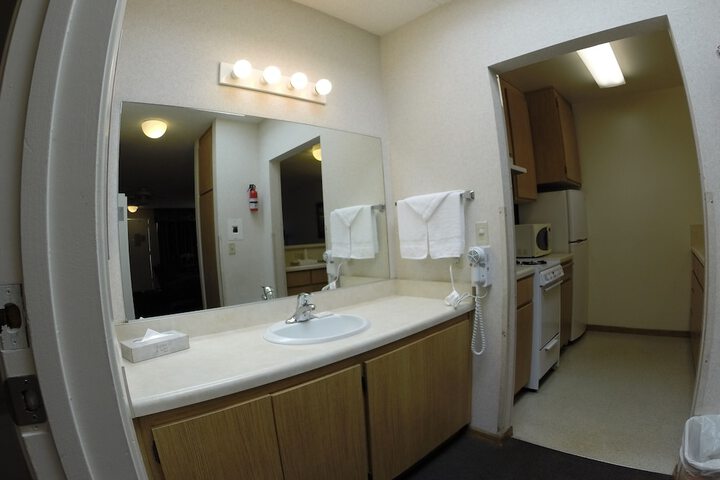 Room 78 of 229