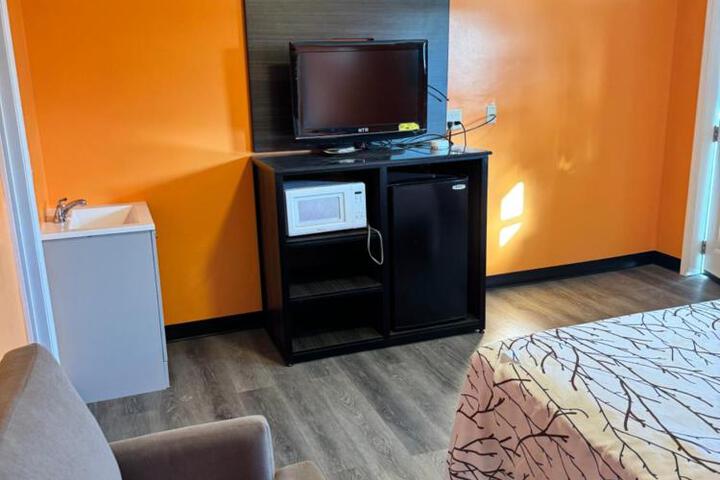 Budget Inn Decatur Priceville