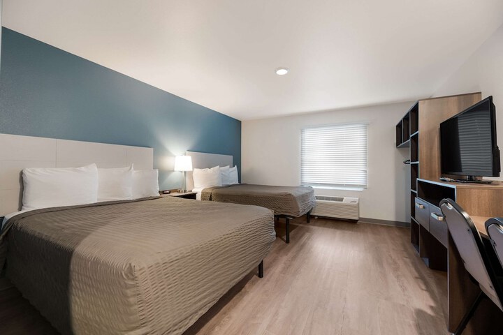 Room 17 of 24