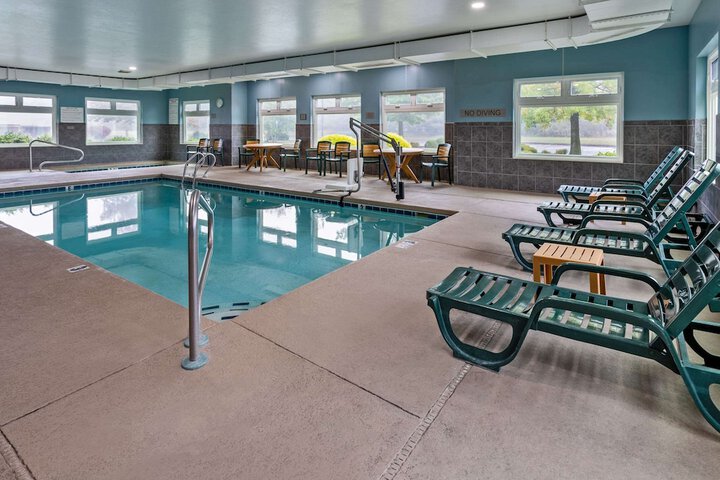 Pool 7 of 54