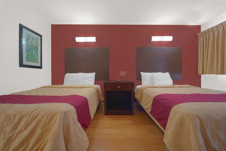 Room 11 of 30