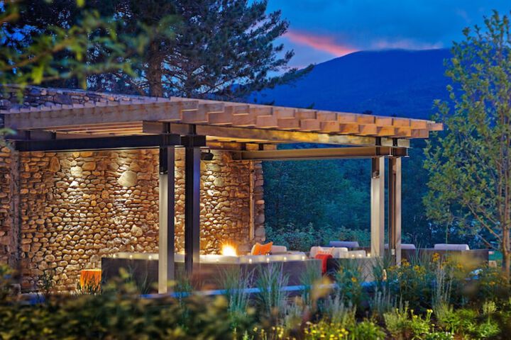 Topnotch Resort