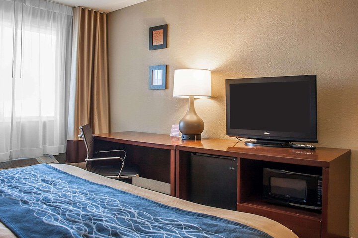 Room 5 of 26