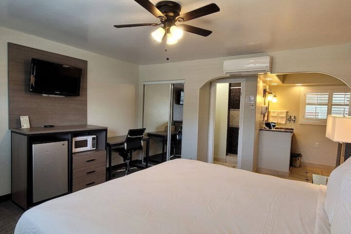 Room 74 of 88