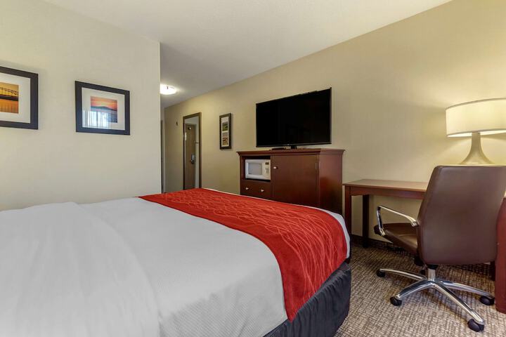 Room 21 of 38