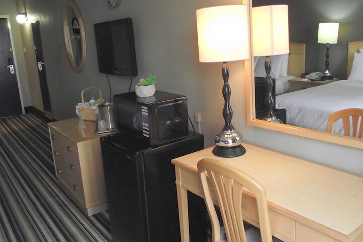 Travelodge by Wyndham Memphis Airport / Graceland