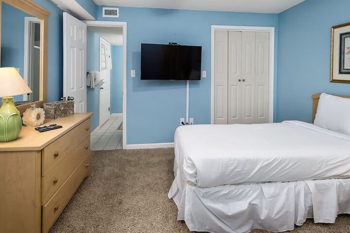 Room 32 of 55