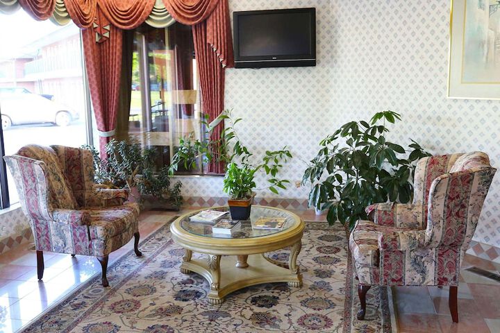 Hotel Interior 11 of 31