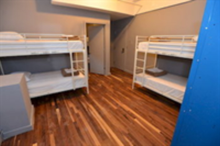 EXPLORE HOTEL & HOSTEL
