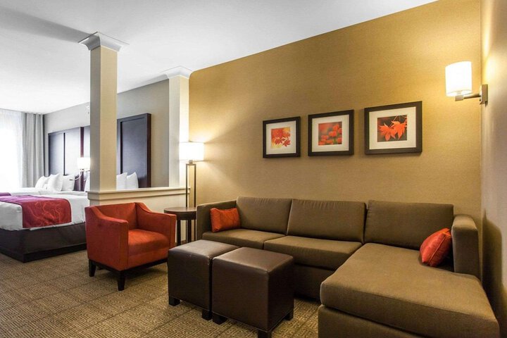 Comfort Suites Youngstown North