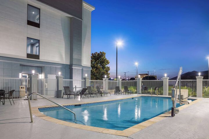 Hampton Inn & Suites Brenham